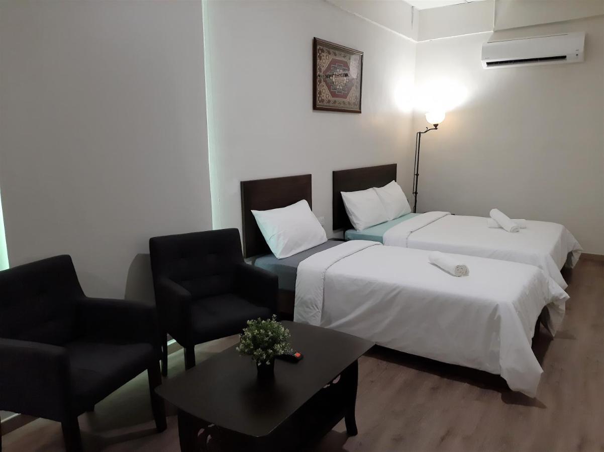 Blue Eyes Hotel Kepala Batas  Kültér fotó