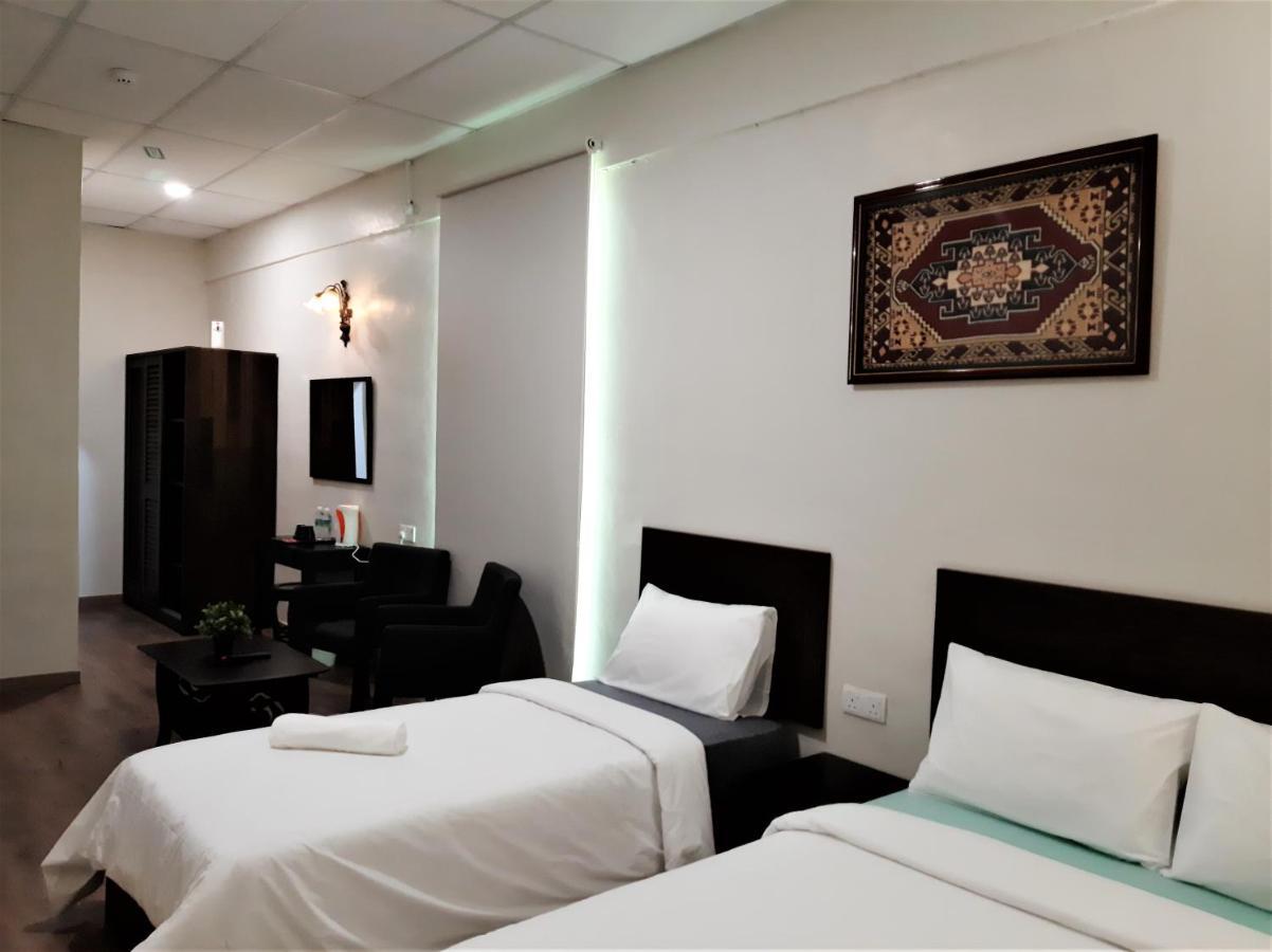 Blue Eyes Hotel Kepala Batas  Kültér fotó